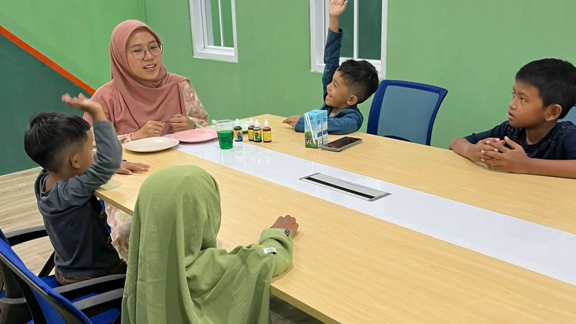 Alhazen School Offline Learning